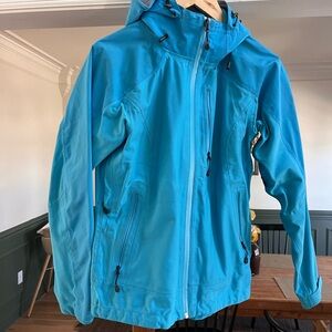 Eastern Mountain Sports Woman’s Rain Coat